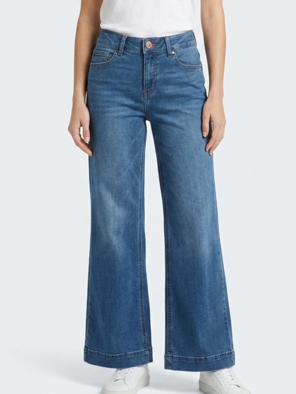 Wit & Wisdom Sam High Rise Wide Leg Jeans Medium Wash Blue Denim 4P 4 Petite